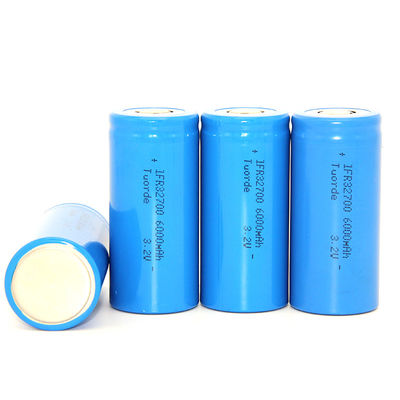 6000mAh oplaadbare lithium-ioncel cilindrisch 32mm x 70mm 32700 5C ontlading